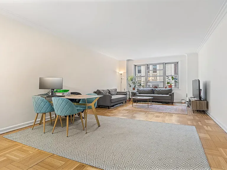 220 Madison Ave #7Q — Photo 2
