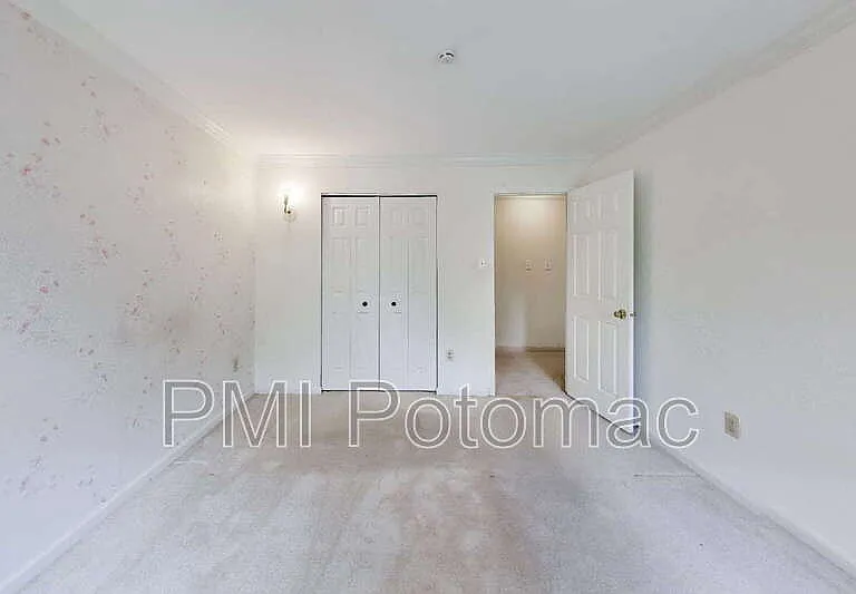 14672 Brougham Way — Photo 50