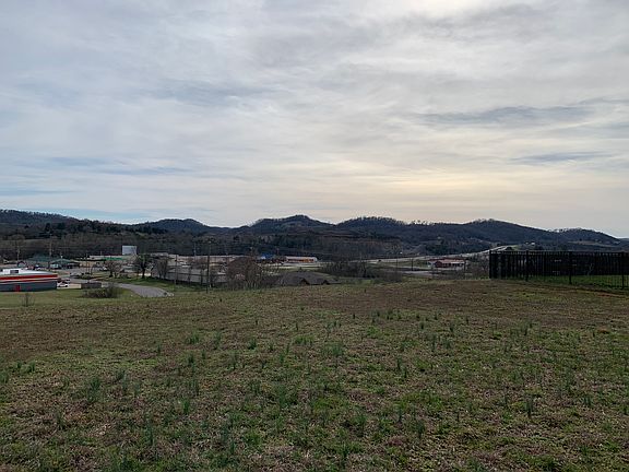 3rd image of 99 Westfield Pl
