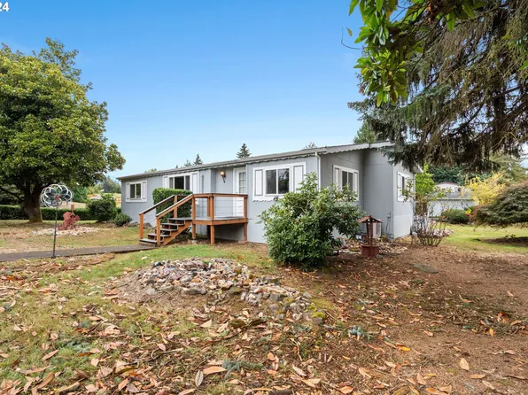 9381 SW Line Dr, Cornelius, OR 97113