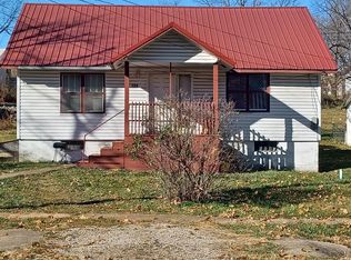 104 S Elm St, Dixon, MO 65459