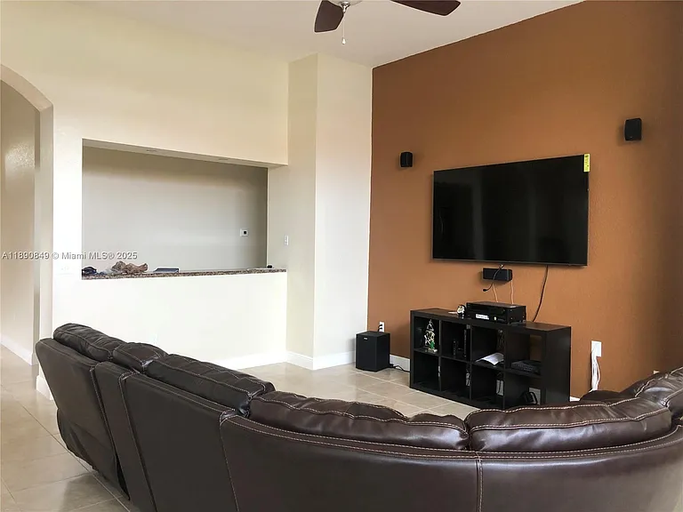 18721 SW 291st Ter — Photo 10