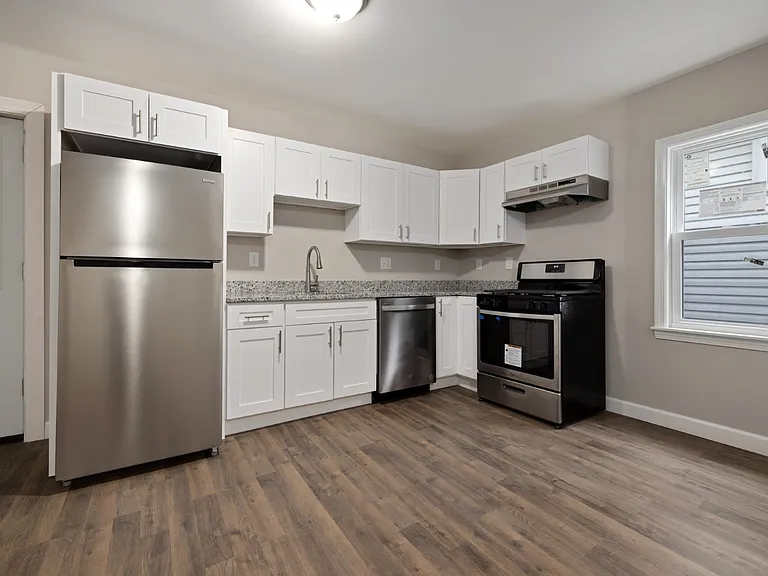29 Church St #1 — Photo 13