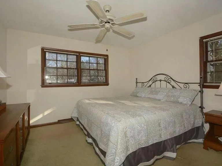 5709 Piping Rock Rd — Photo 8