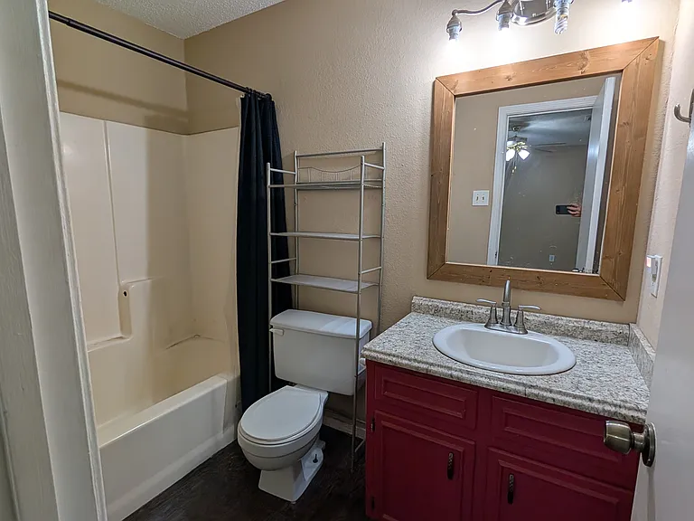 178 Martin Dr — Photo 12