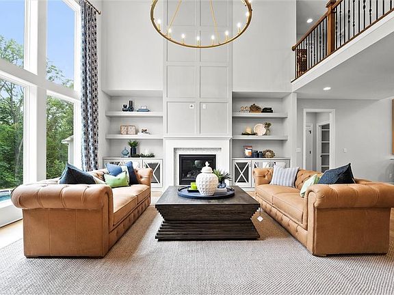 3rd image of 12745 N Larkspur Ln