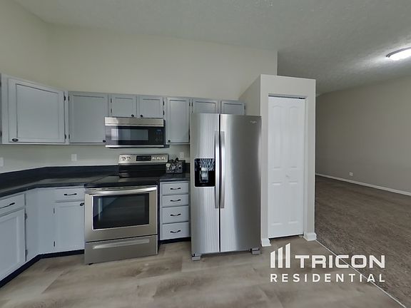4th image of 8439 Bentonville Pl