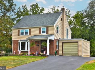 1604 Clive Rd, Oreland, PA 19075