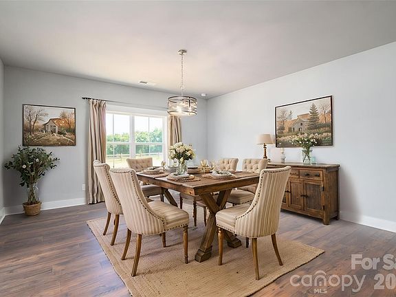 3rd image of 1343 Zeb Haynes Rd