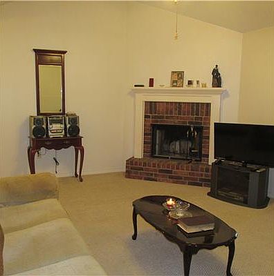 3rd image of 14160 Pecan Ct