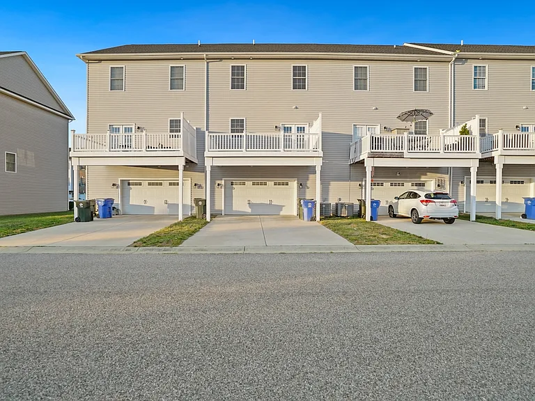 981 Rye Dr — Photo 30