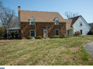 1095 Chester Springs Rd, Phoenixville, PA 19460