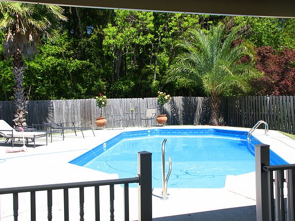 4th image of 12415 Lakeland Dr