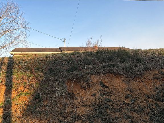 2nd image of 1106 Shell Rd