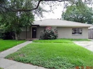 5105 Belle Dr, Metairie, LA 70006