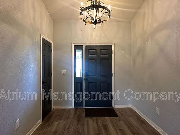 2nd image of 326 Woodland Trl