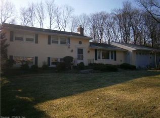 220 Midland Dr, Orange, CT 06477