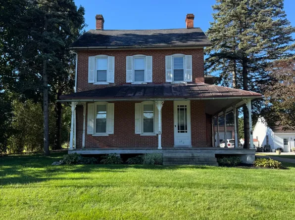 142 Main St, New Providence, PA 17560