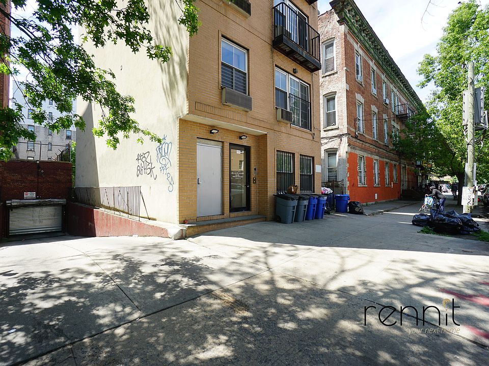 1st image of 728A Rogers Ave #3R