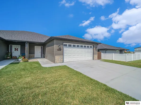 4823 N 36th St, Lincoln, NE 68504