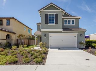 560 Alicante Dr, Hollister, CA 95023