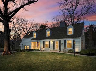 5600 Canterbury Rd, Fairway, KS 66205