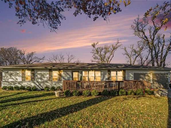 10408 N Congress Ave, Kansas City, MO 64153