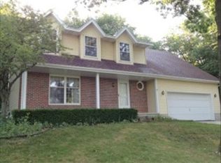 4783 Glen View Cir, West Bend, WI 53095