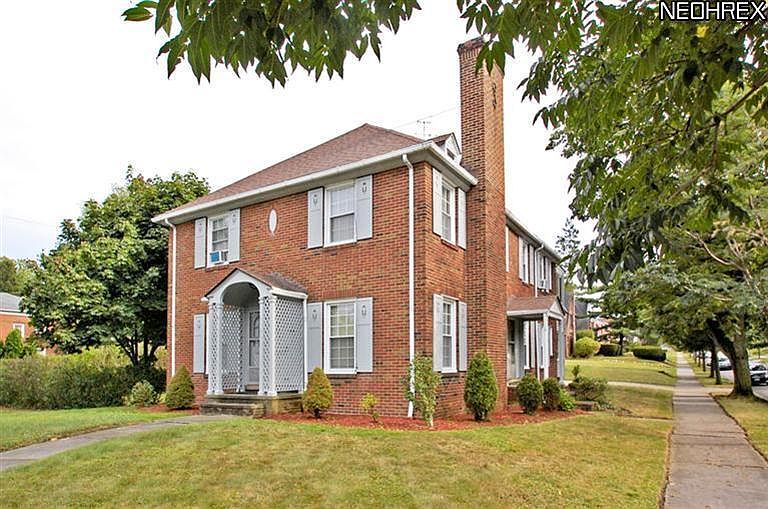 1st image of 17400 Chagrin Blvd