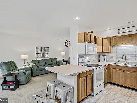 5th image of 1466 Timber Brook Dr