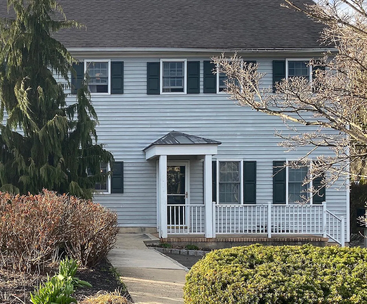 2 bed, 950 sqft, $2,549 — Photo 3