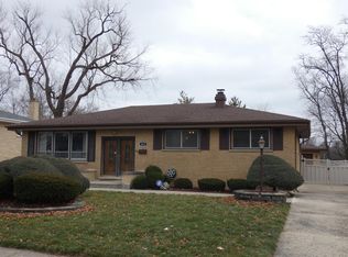 613 Willow St, Itasca, IL 60143