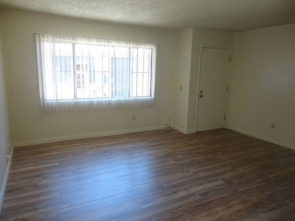 2nd image of 425 Toyne St #A