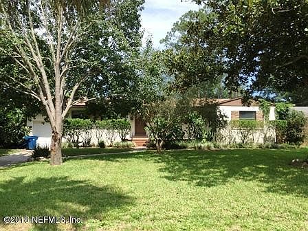 1st image of 327 Brooks Cir E