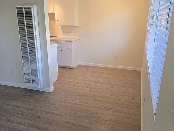 4th image of 4676 Noyes St APT D
