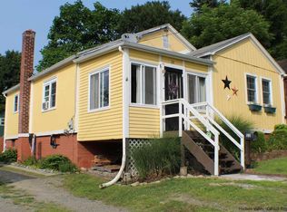 22 Chapel St, Ellenville, NY 12428