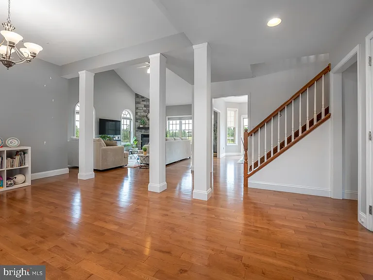 1458 Highfield Ct — Photo 30
