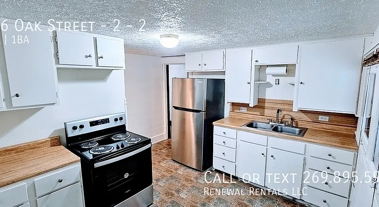 206 Oak St #2 — Photo 2