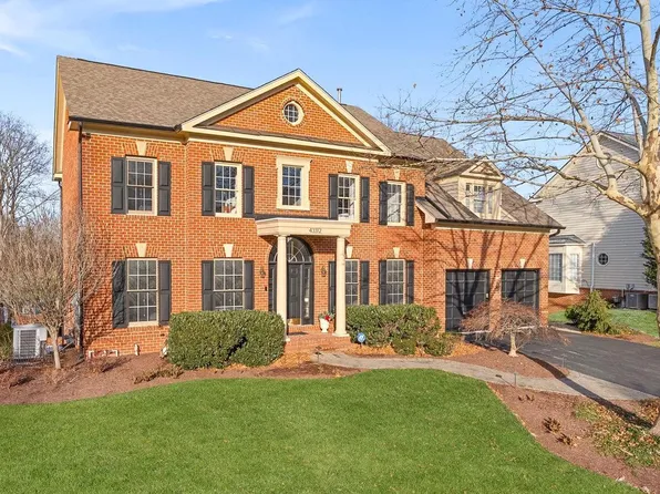 43312 Crystal Lake St, Leesburg, VA 20176