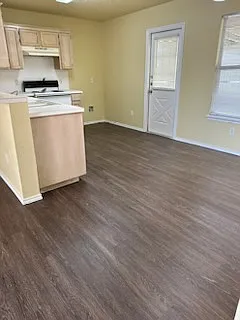 7805 Grizzley Dr — Photo 8