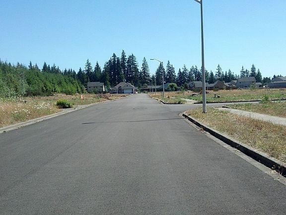 Lot on Left not pictured