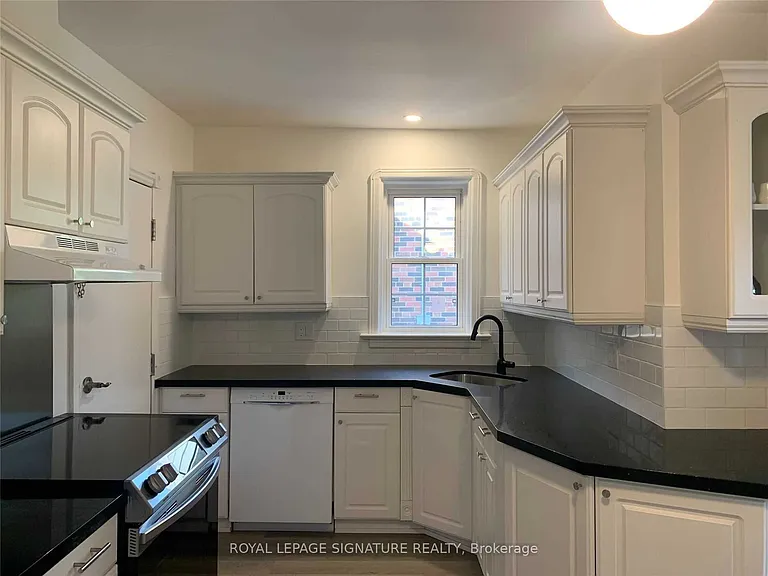 134 Glendora Ave — Photo 12