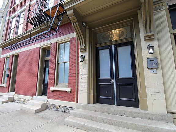 2nd image of 108 W 9th St #1C