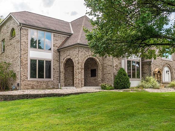3rd image of 8111 Eagleridge Dr