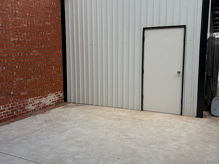827 W Main St #1 — Photo 17
