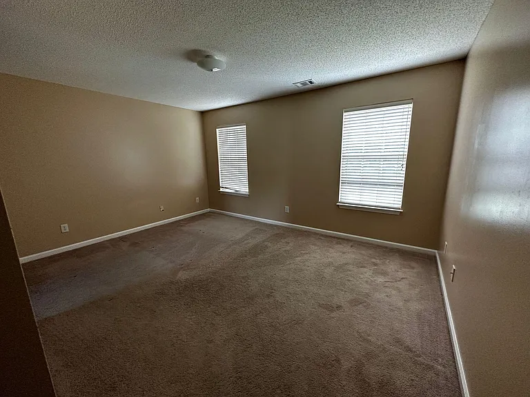 381 Weatherstone Pl — Photo 11