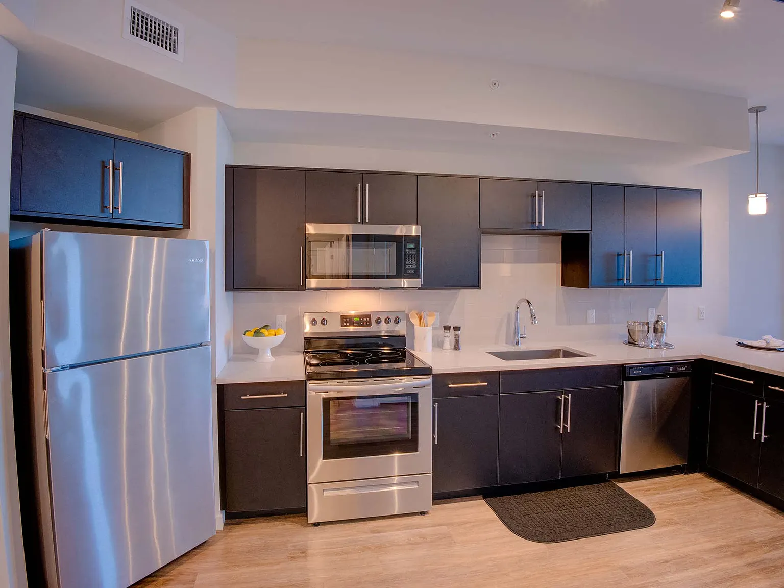Radius Orlando Apartments — Photo 2