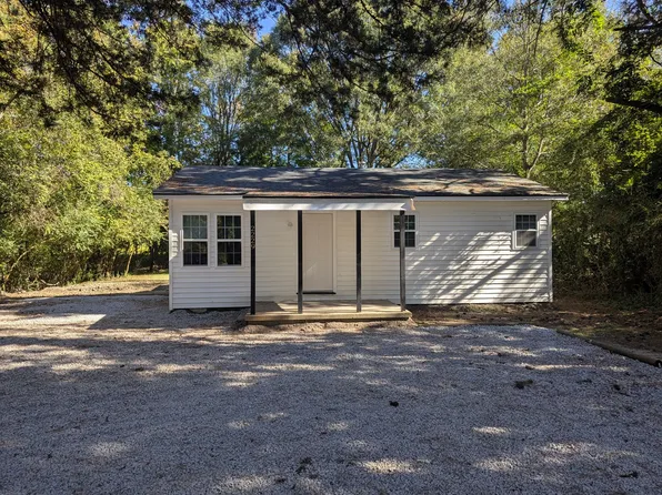 2229 Banks Ln E, Wilson, NC 27893