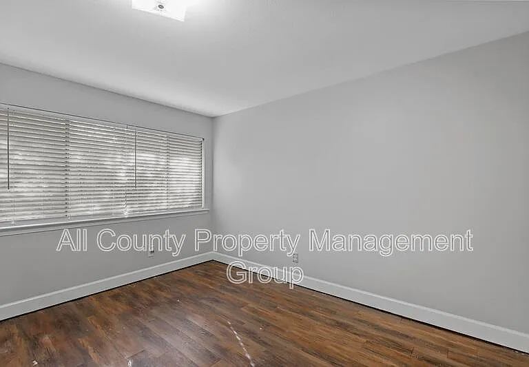 2504 S Fielder Rd — Photo 17