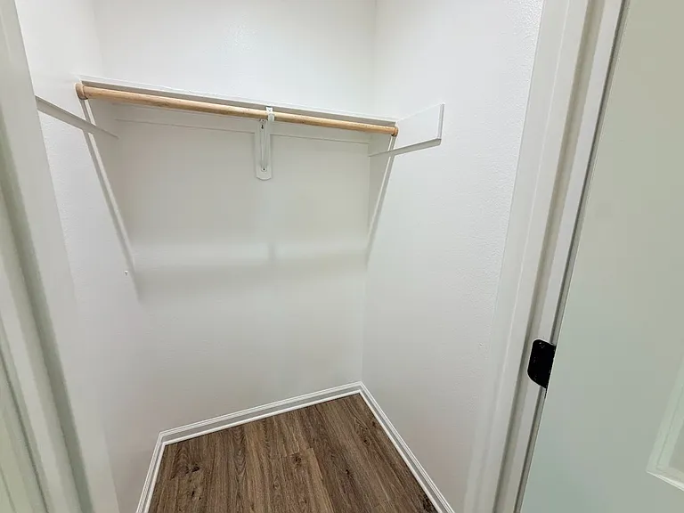 3715 Common St #D2 — Photo 10